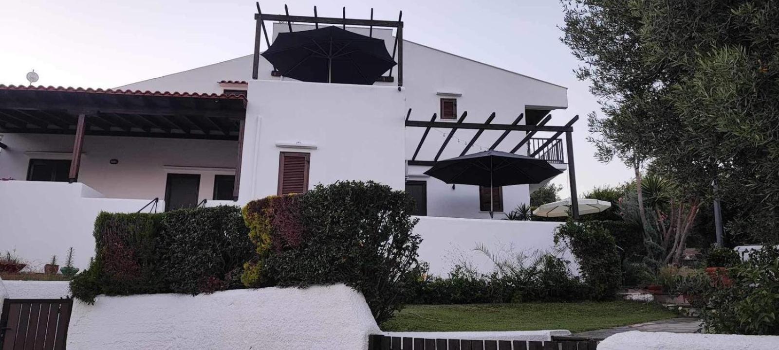 Trikorfo Bungalows Gerakini Exterior photo